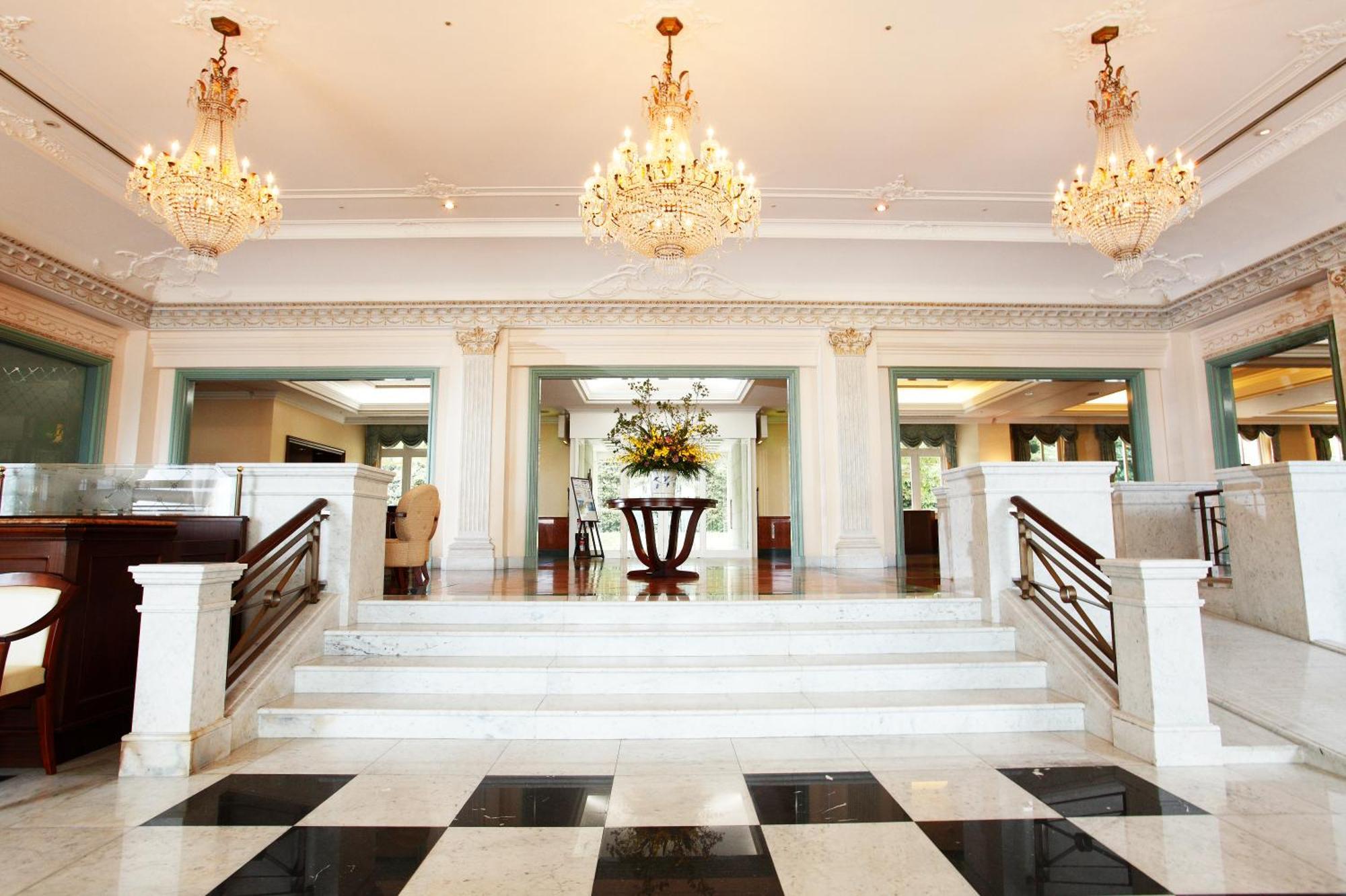 Hotel Den Haag Huis Ten Bosch Sasebo Exteriér fotografie The lobby of the hotel