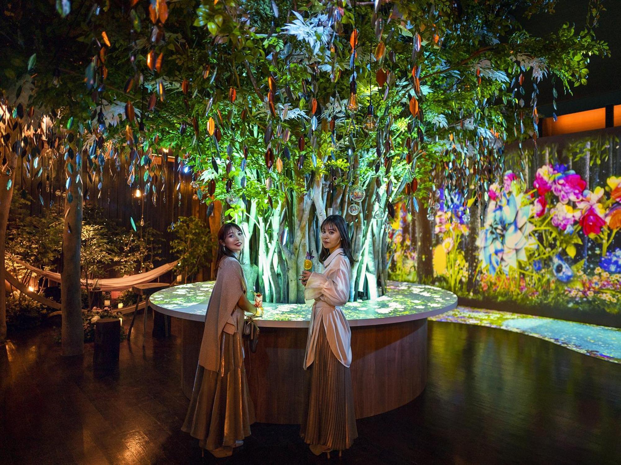 Hotel Den Haag Huis Ten Bosch Sasebo Exteriér fotografie The Forest of Flowers and Fragrance