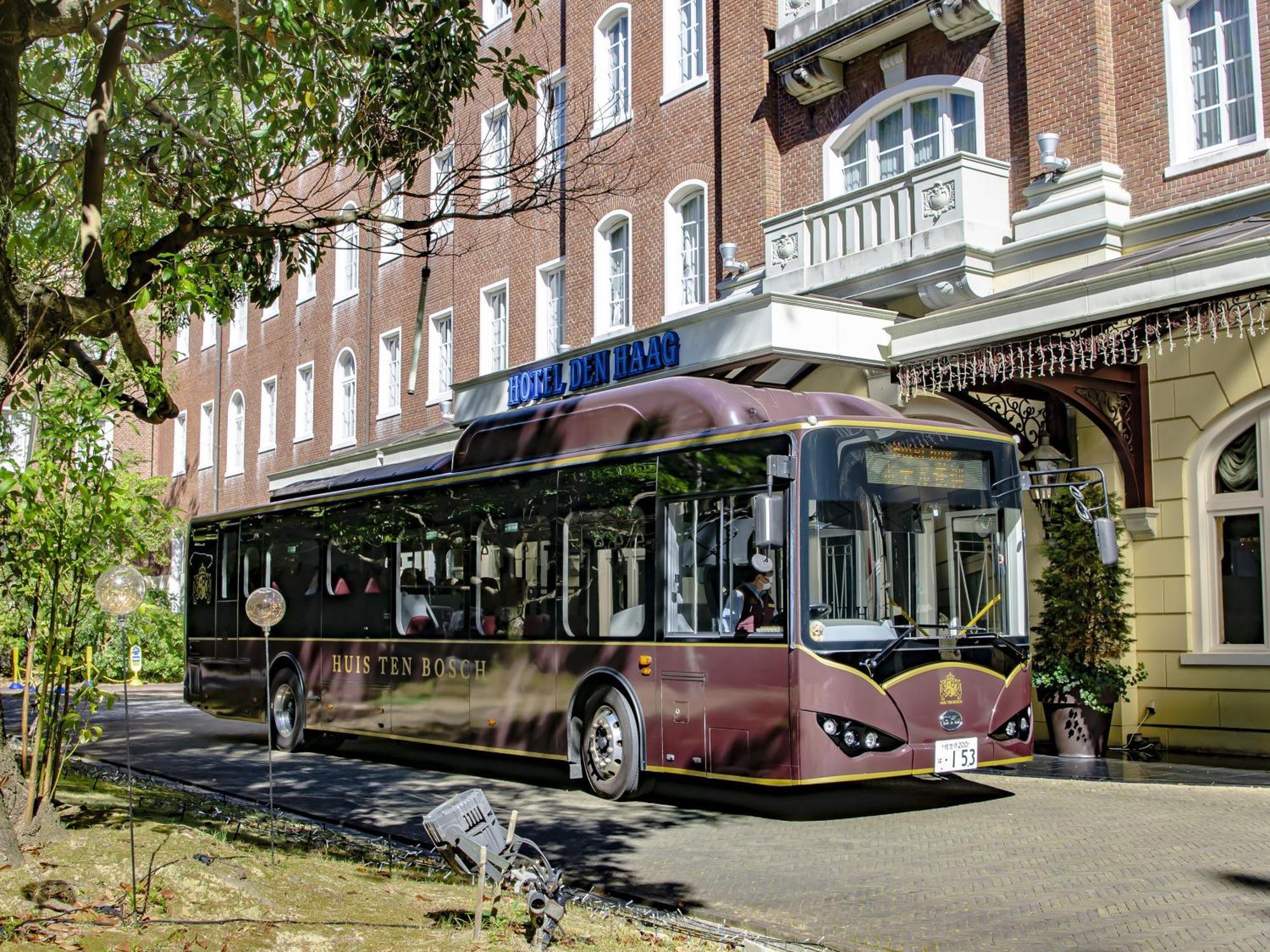 Hotel Den Haag Huis Ten Bosch Sasebo Exteriér fotografie The first electric bus in the world, the BYD e6, in service in Shenzhen, China